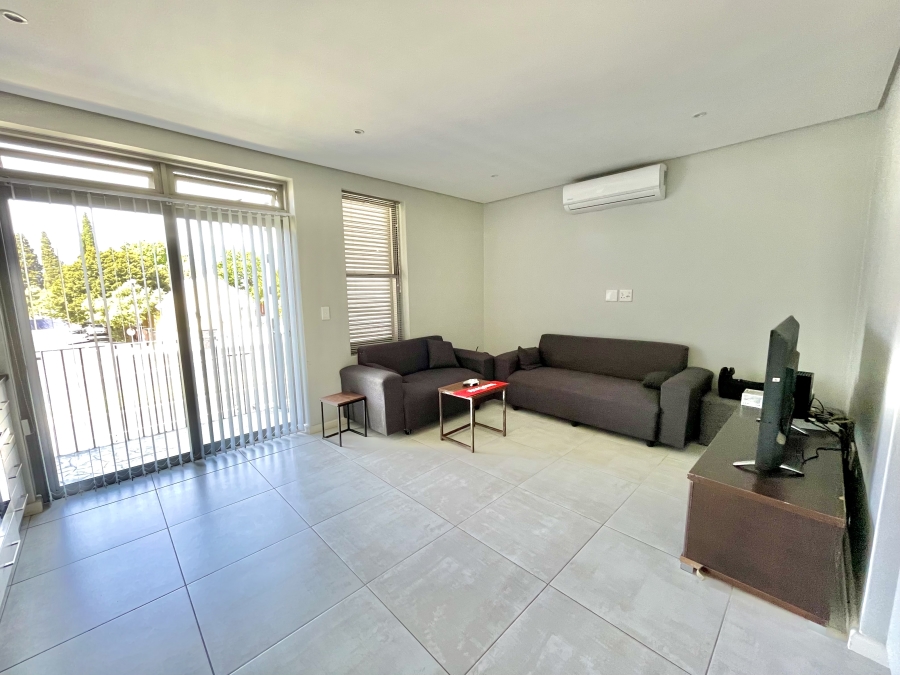 1 Bedroom Property for Sale in Hoog En Droog Western Cape